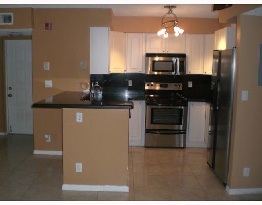 SOUTH PALM PLACE CONDO - Residential