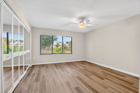 Tiny photo for 4288 D Este Court, Lake Worth, FL 33467 (MLS # R11164923)