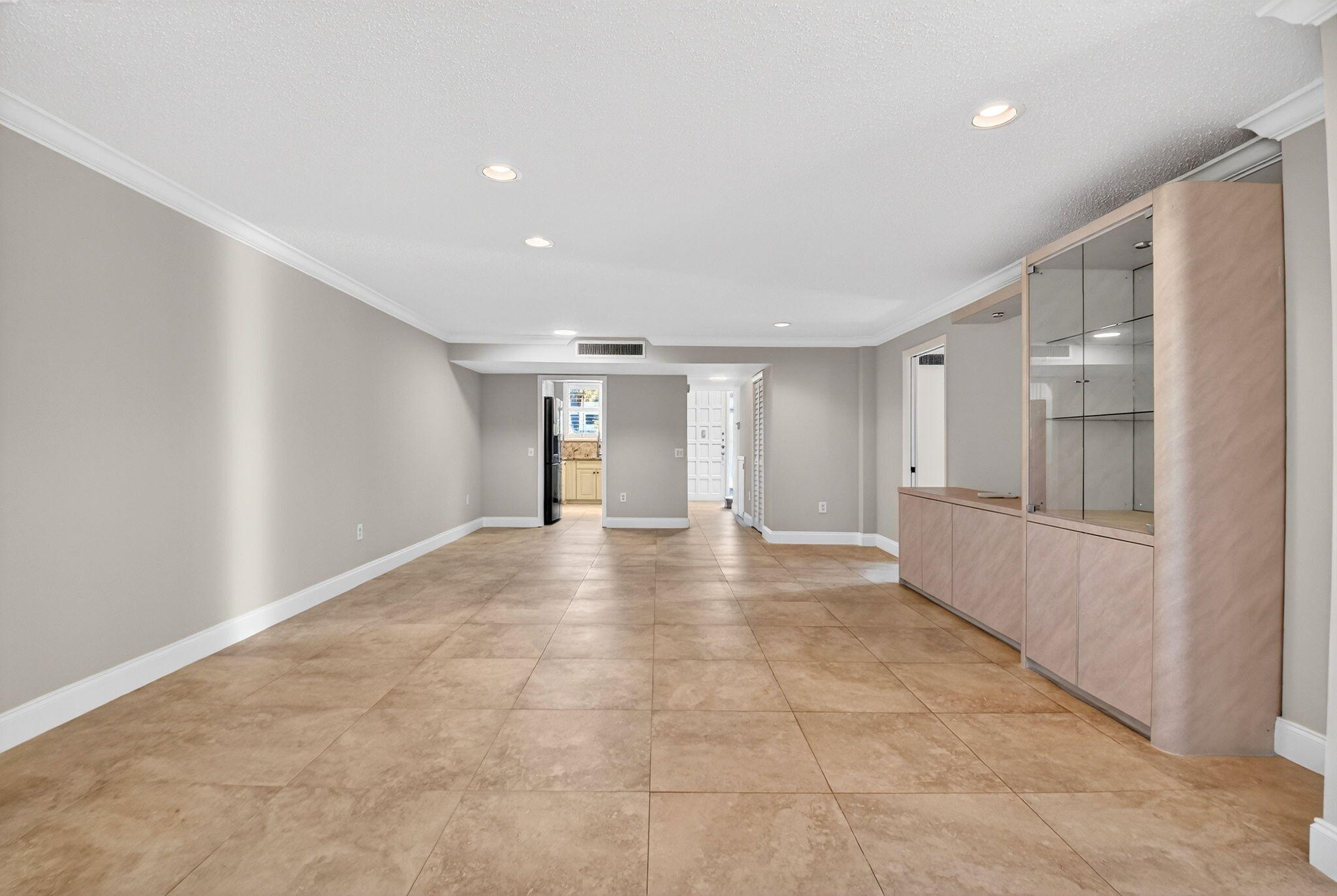 Fountains of Palm Beach NO 5 - Residential