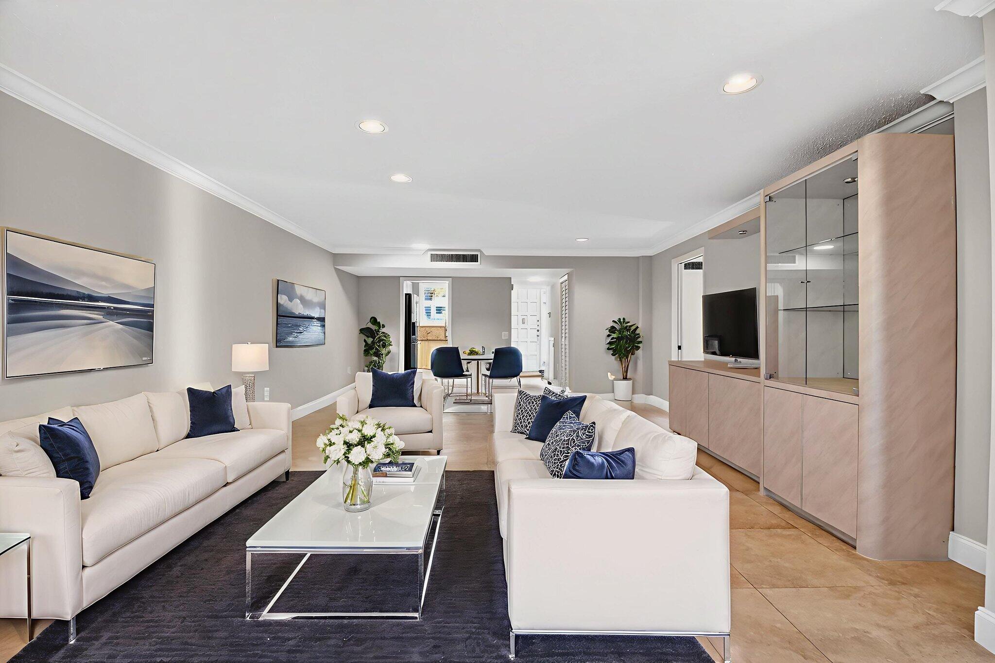 Fountains of Palm Beach NO 5 - Residential