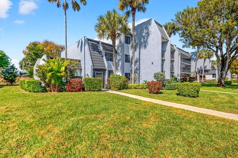 Tiny photo for 4288 D Este Court, Lake Worth, FL 33467 (MLS # R11164923)