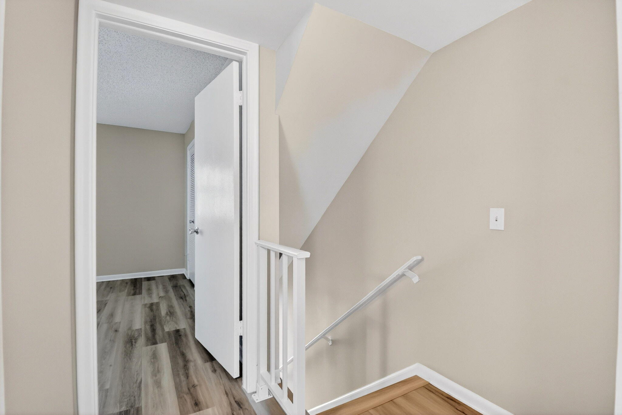 Fountains of Palm Beach NO 5 - Residential