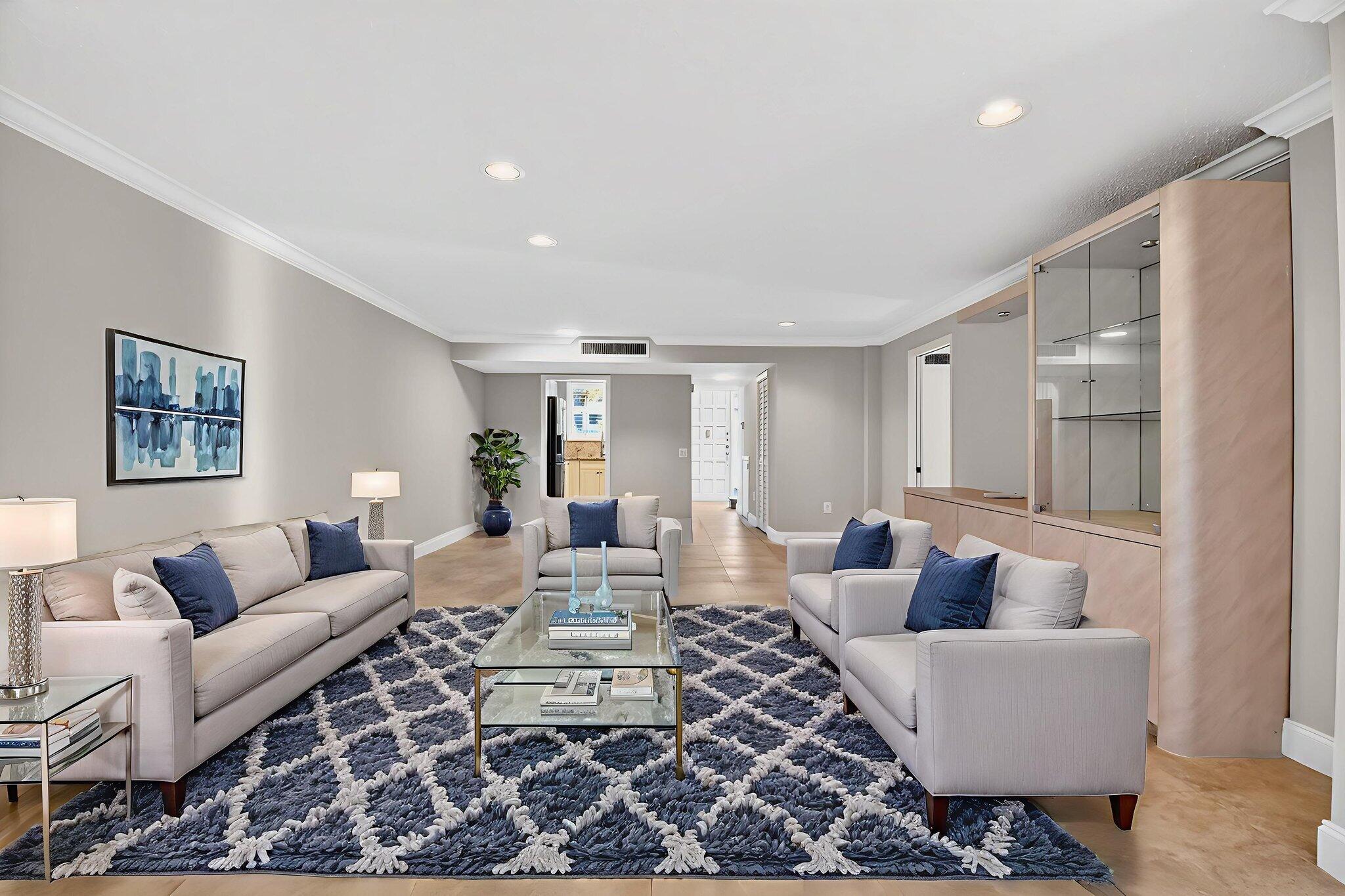 Fountains of Palm Beach NO 5 - Residential