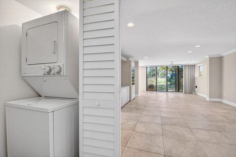 Tiny photo for 4288 D Este Court, Lake Worth, FL 33467 (MLS # R11164923)