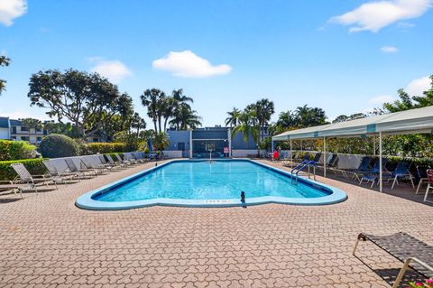 Tiny photo for 4288 D Este Court, Lake Worth, FL 33467 (MLS # R11164923)