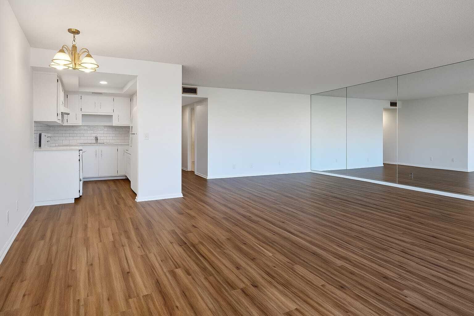 MAPLE LEAF VILLAS CONDO - Residential Lease
