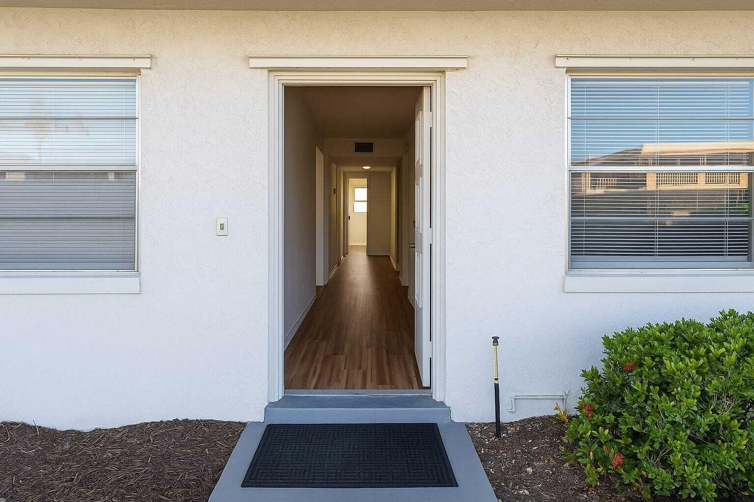 MAPLE LEAF VILLAS CONDO - Residential Lease