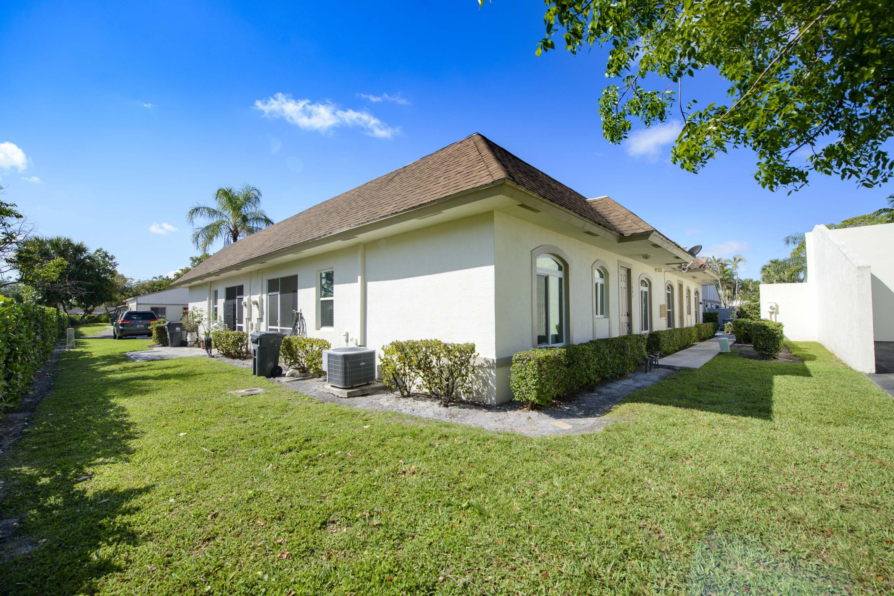 11893 Sturbridge Lane
