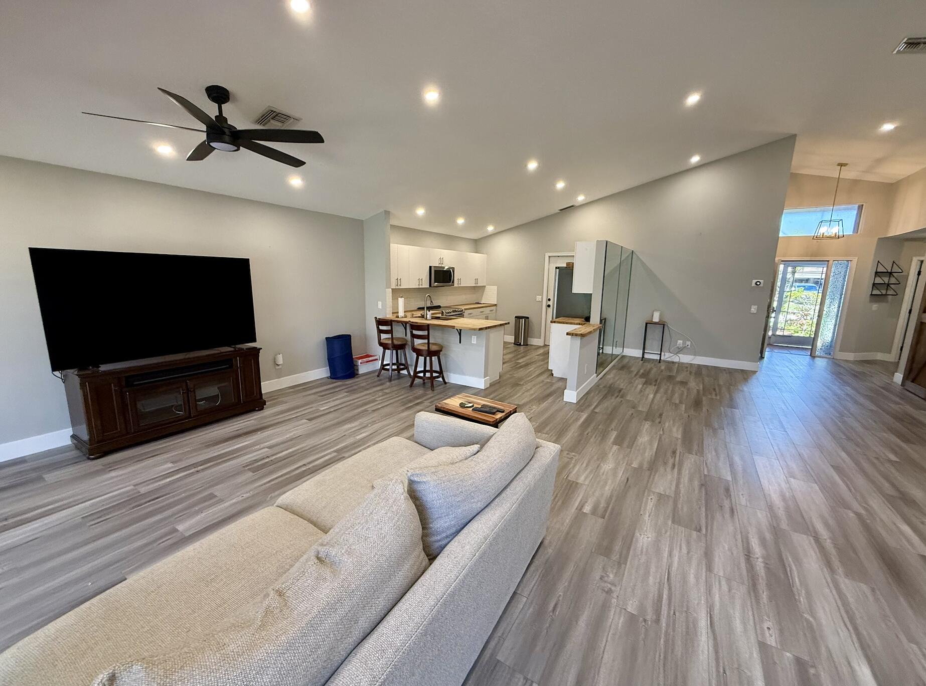 6343 Grand Cypress Circle