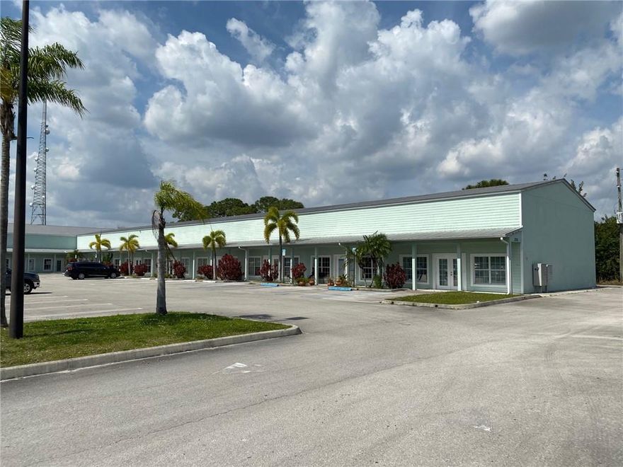 Beautiful flex space unit (Approx 1,209 SF) located in Fort Pierce's General commercial zone which allows for many many uses. Renovated Unit. Ideal for day or night commercial uses.  Perfect for  light manufacturing, assembly or storage. The unit has 18’ height clearance, with high loading door in the back. Plenty of parking.   Close proximity to major roads. Oleander Avenue is just West of US#1.
 Available immediately  at $1,750 per month (plus sales tax and utilities) on a Modified Gross basis. 1-Year Lease minimum.