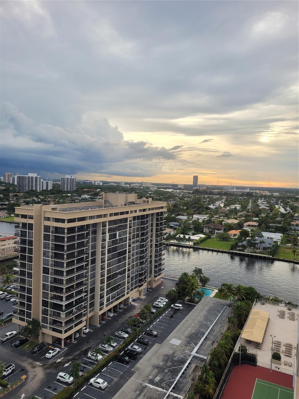 The Hemispheres Condo - Residential Lease
