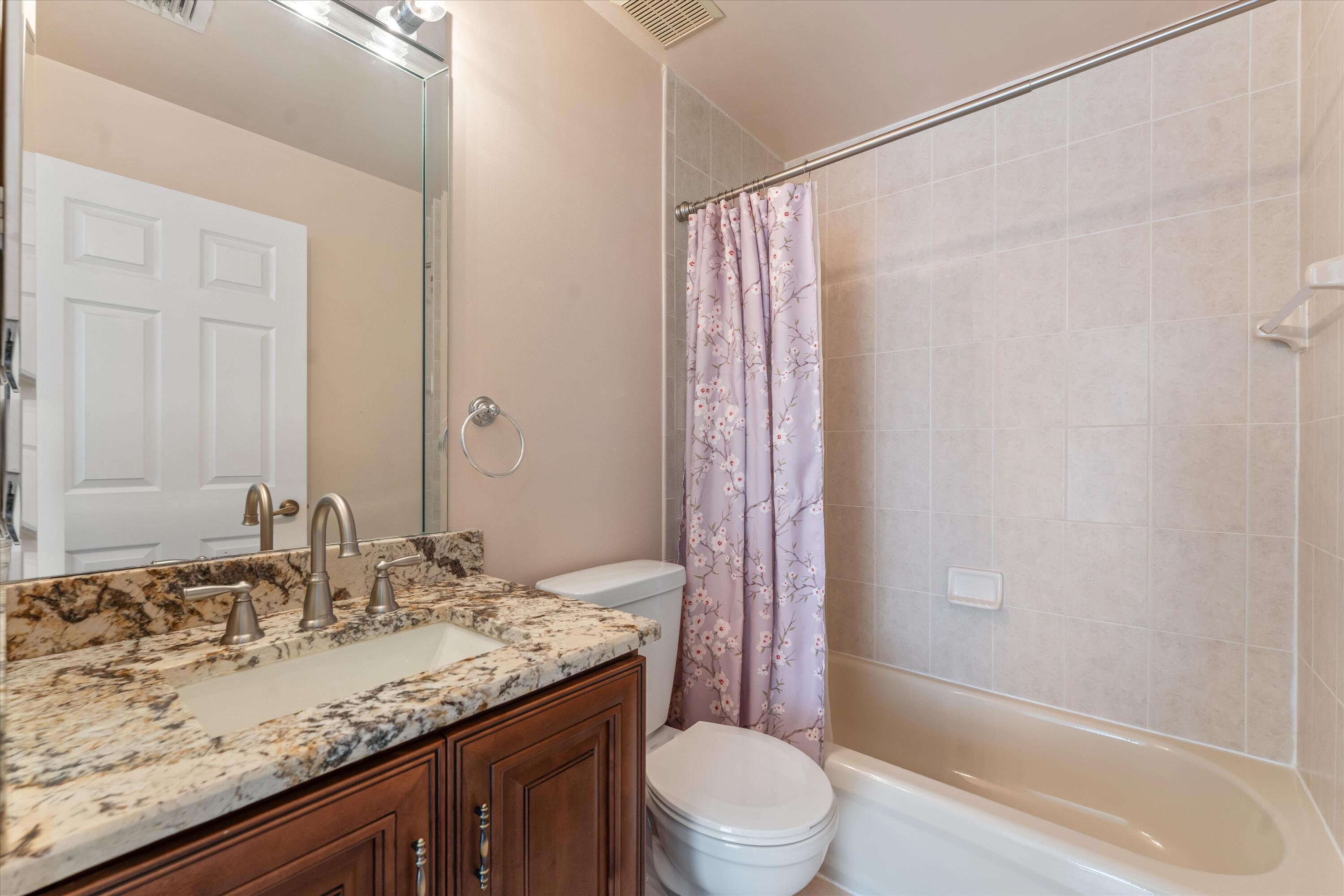 WYNDHAM LAKES - Residential