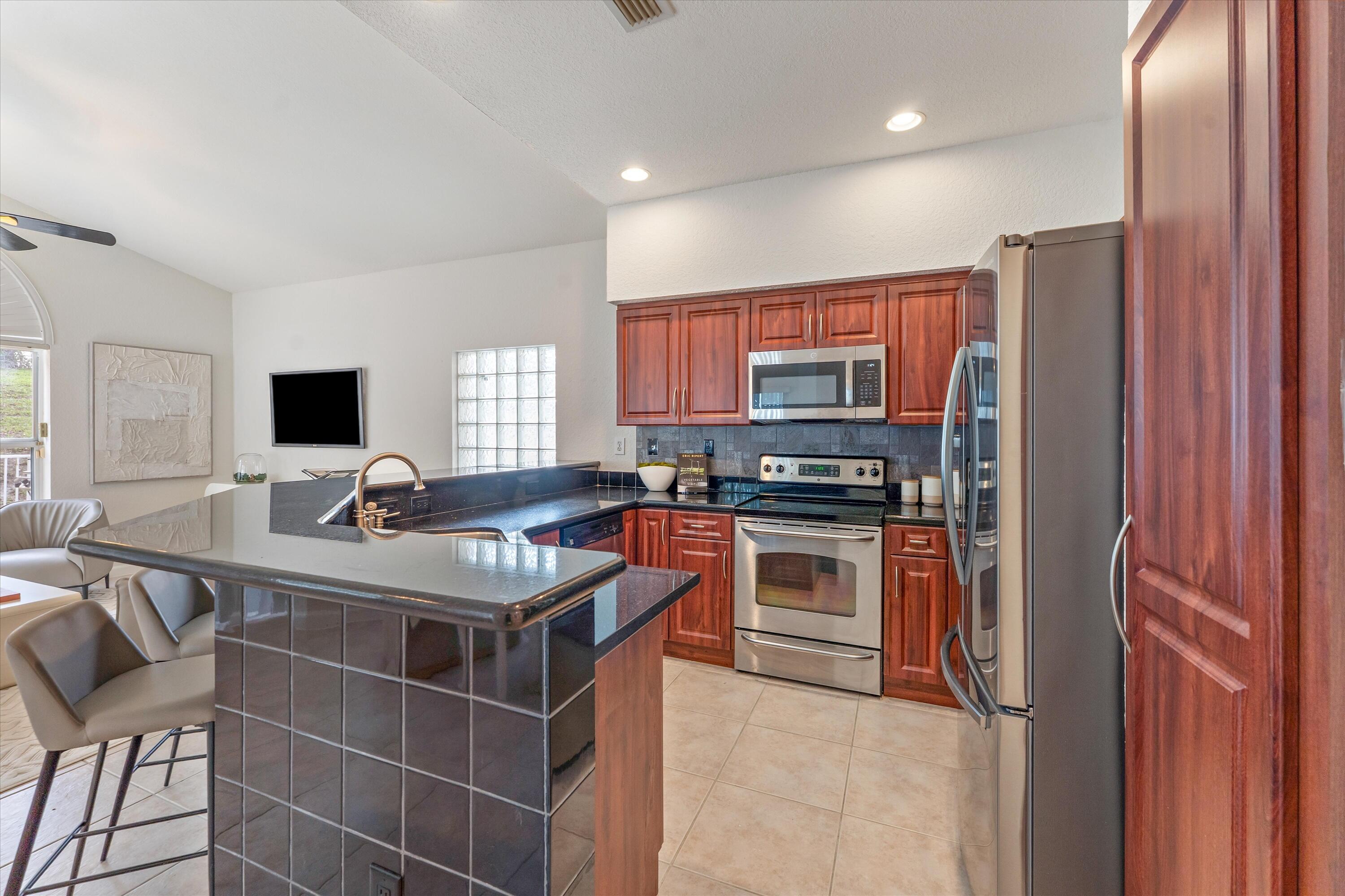 WYNDHAM LAKES - Residential