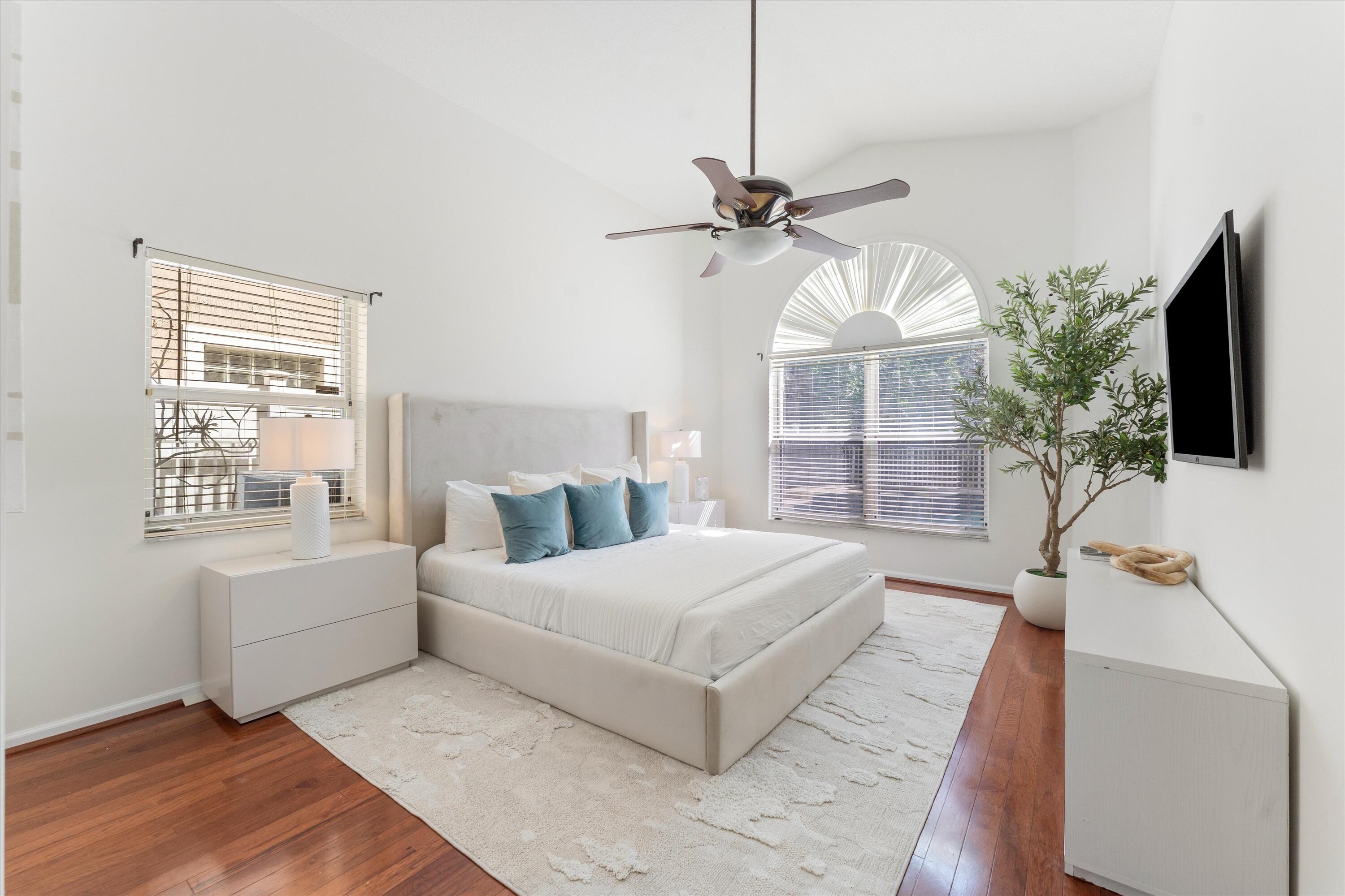 WYNDHAM LAKES - Residential