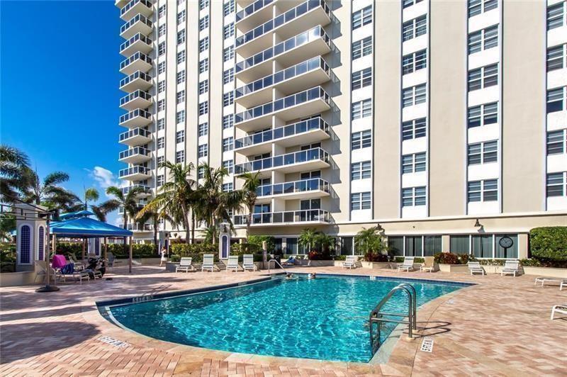 336 N Birch Rd 3E
