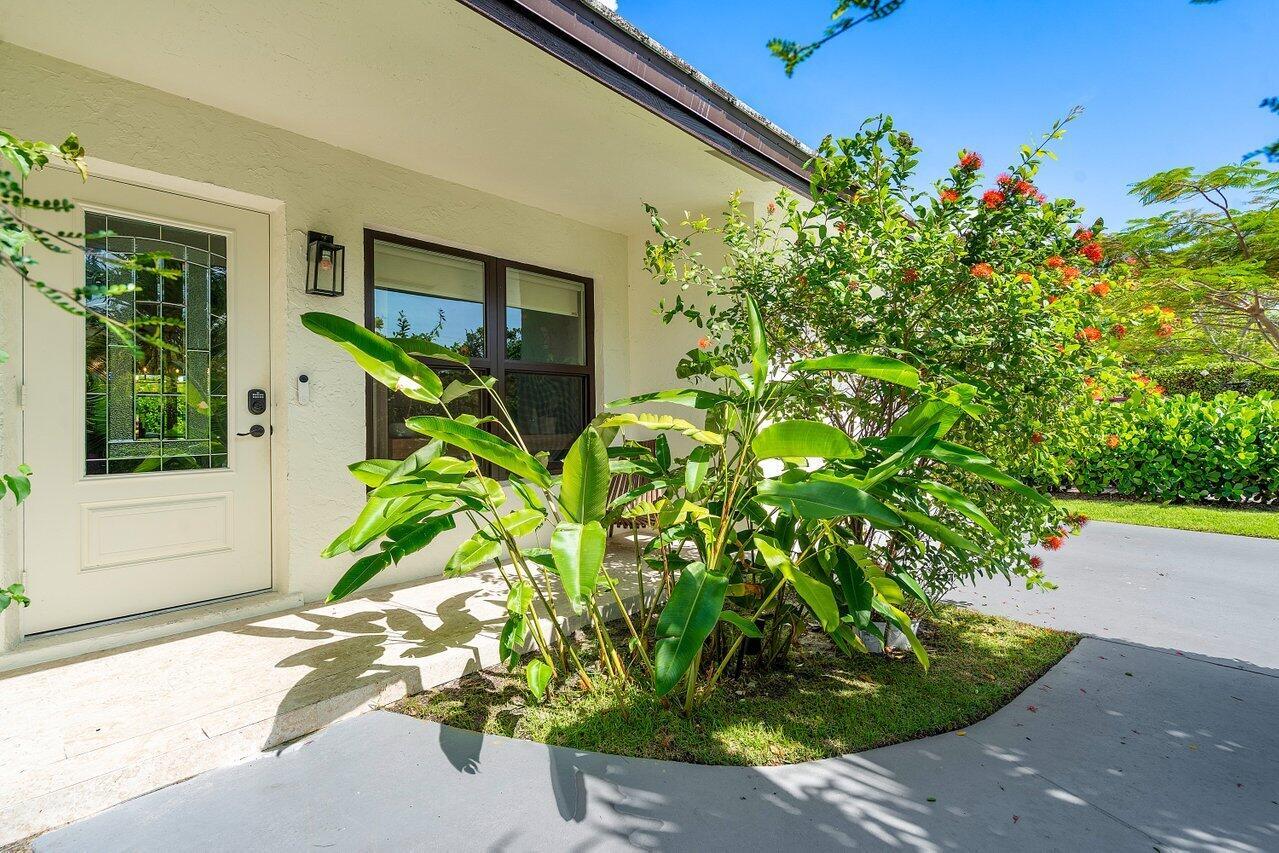 1701 N Ocean Breeze