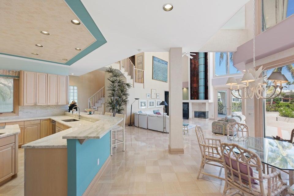 ADMIRALS COVE - Residential