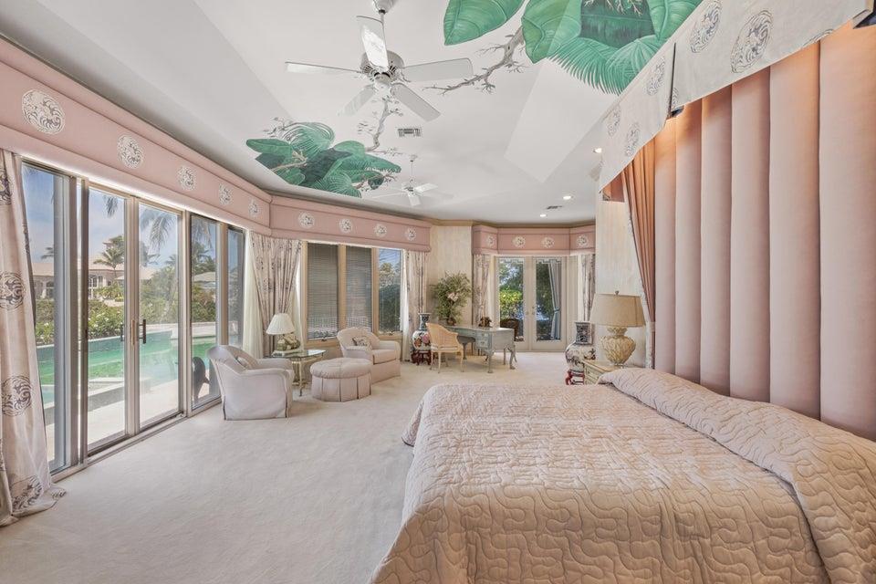 ADMIRALS COVE - Residential