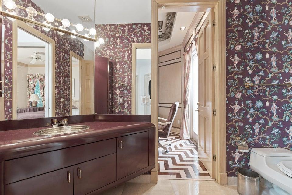 ADMIRALS COVE - Residential