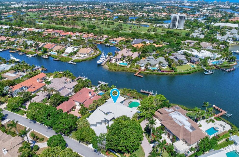 ADMIRALS COVE - Residential