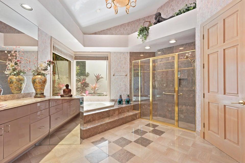 ADMIRALS COVE - Residential