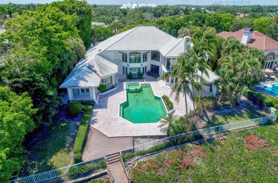 ADMIRALS COVE - Residential