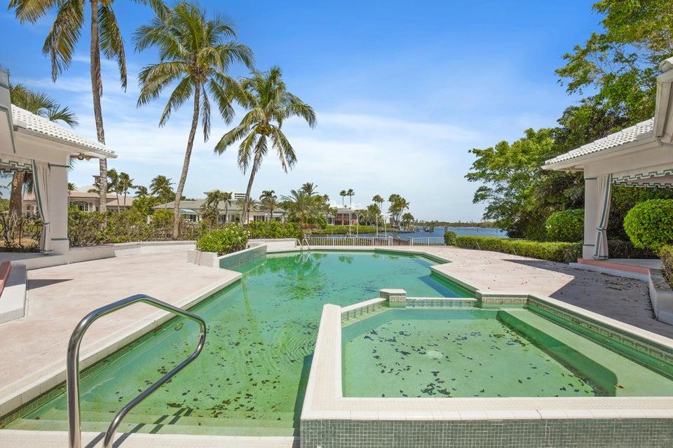 ADMIRALS COVE - Residential