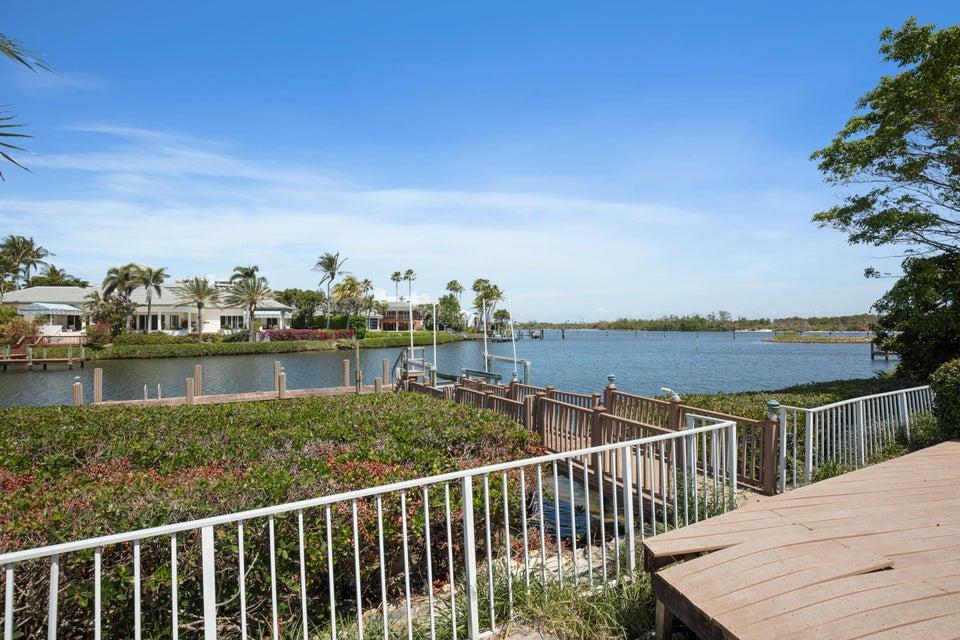 ADMIRALS COVE - Residential