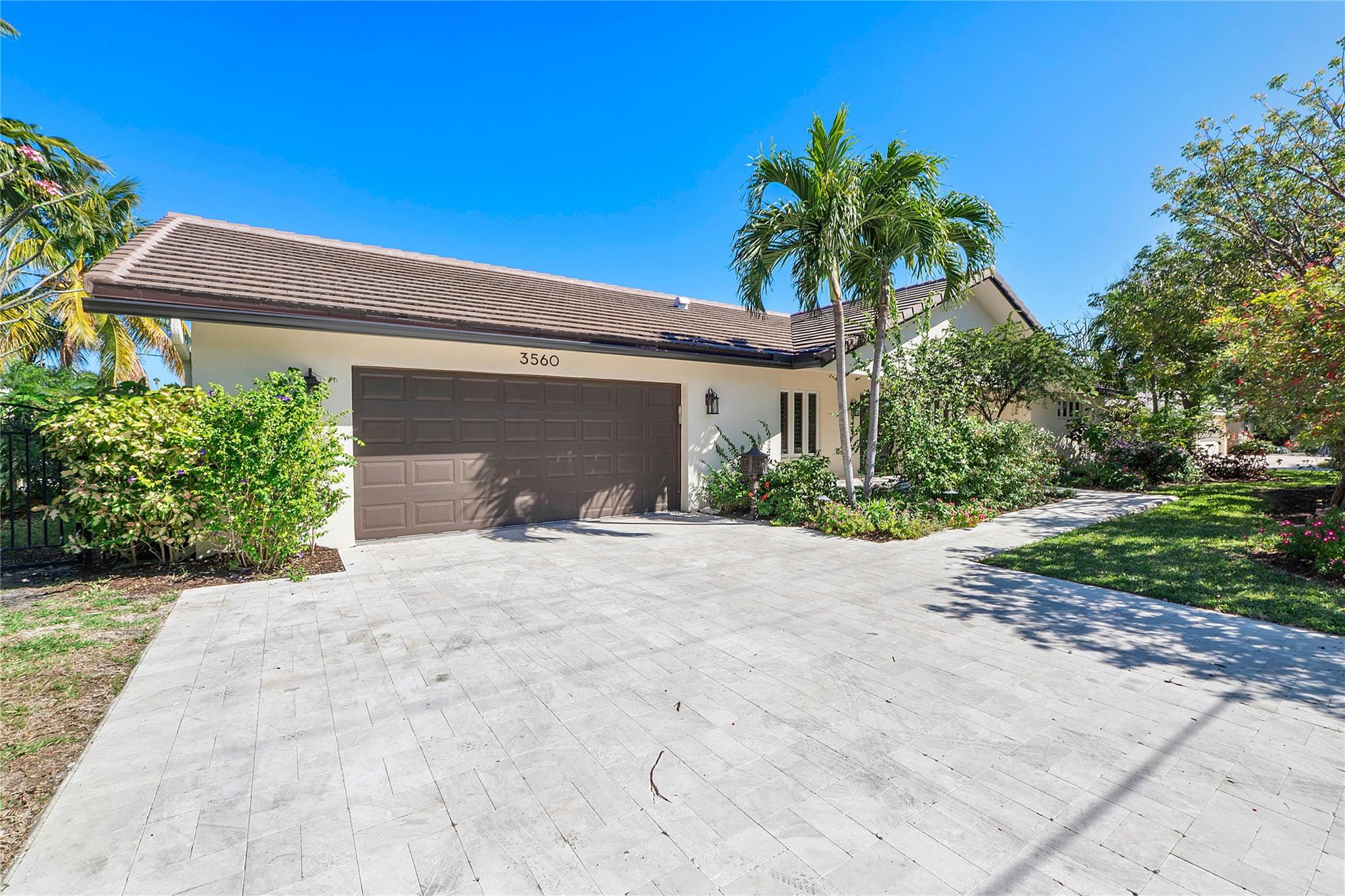 3560 NE 30th Ave
