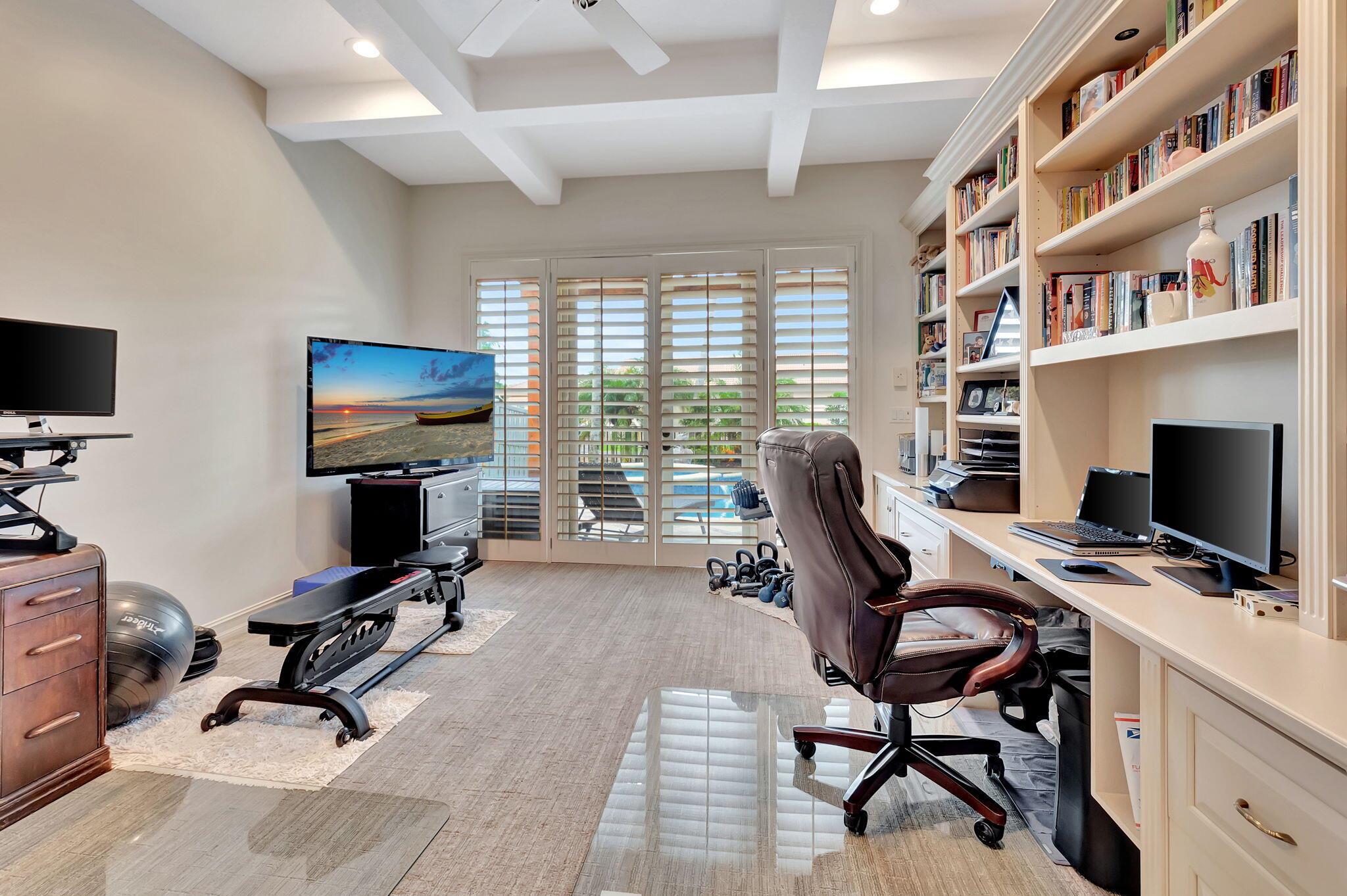 BOCA BAY COLONY - Residential