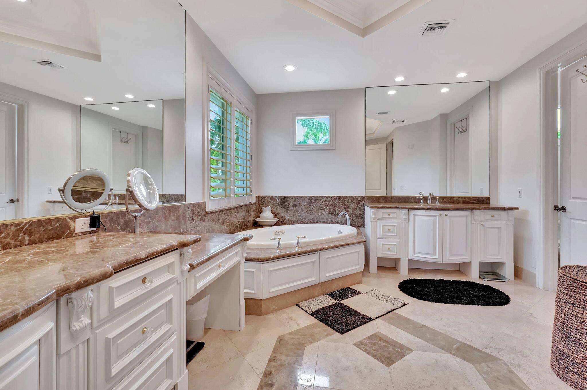 BOCA BAY COLONY - Residential