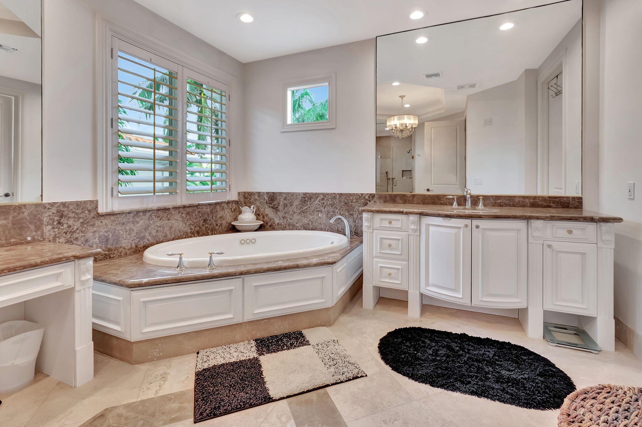 BOCA BAY COLONY - Residential