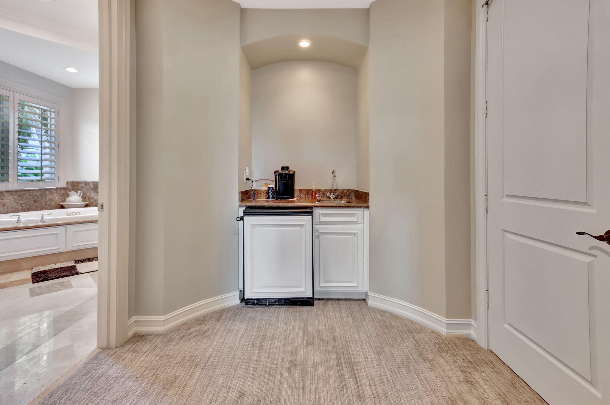 BOCA BAY COLONY - Residential