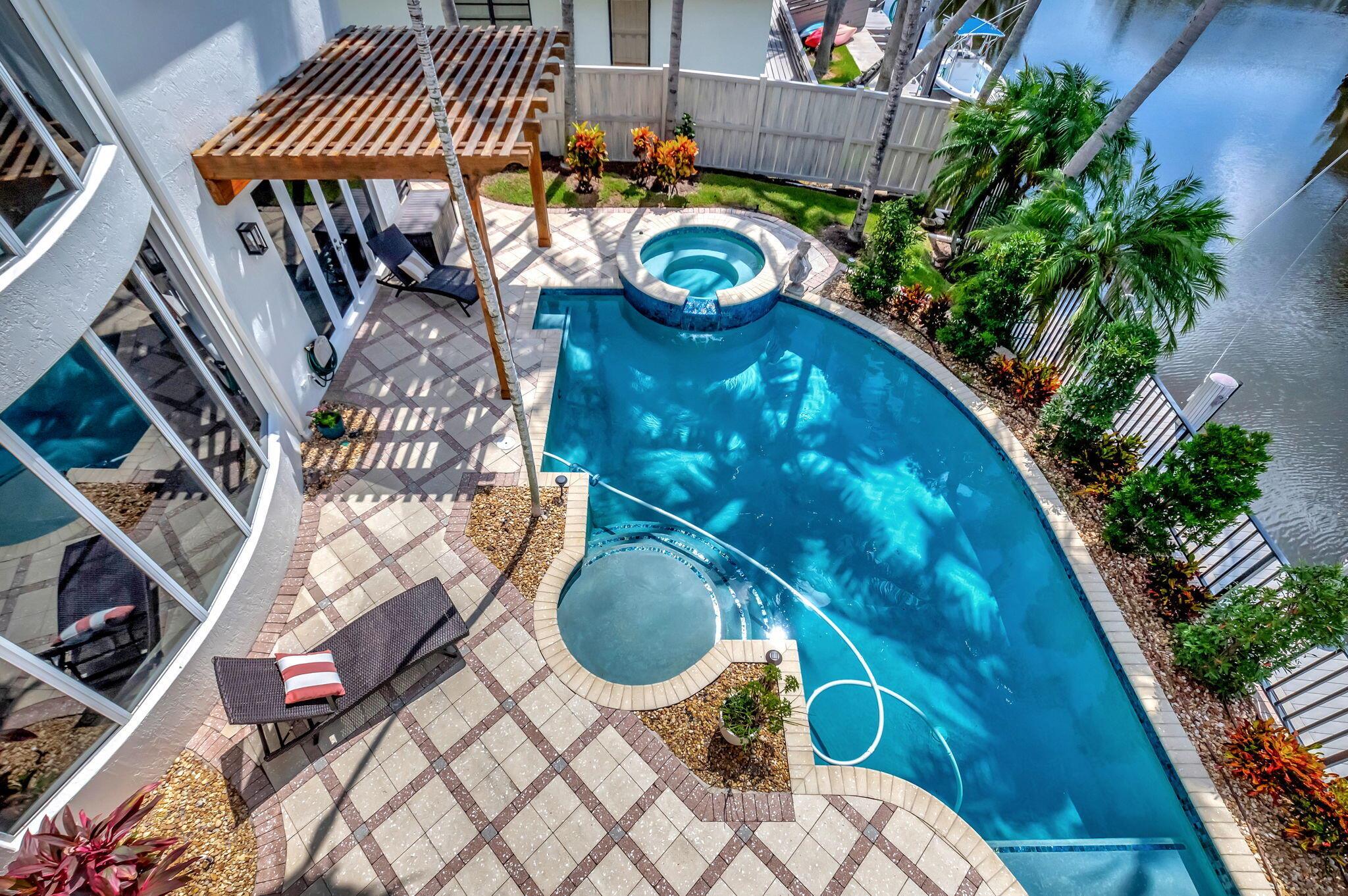 BOCA BAY COLONY - Residential