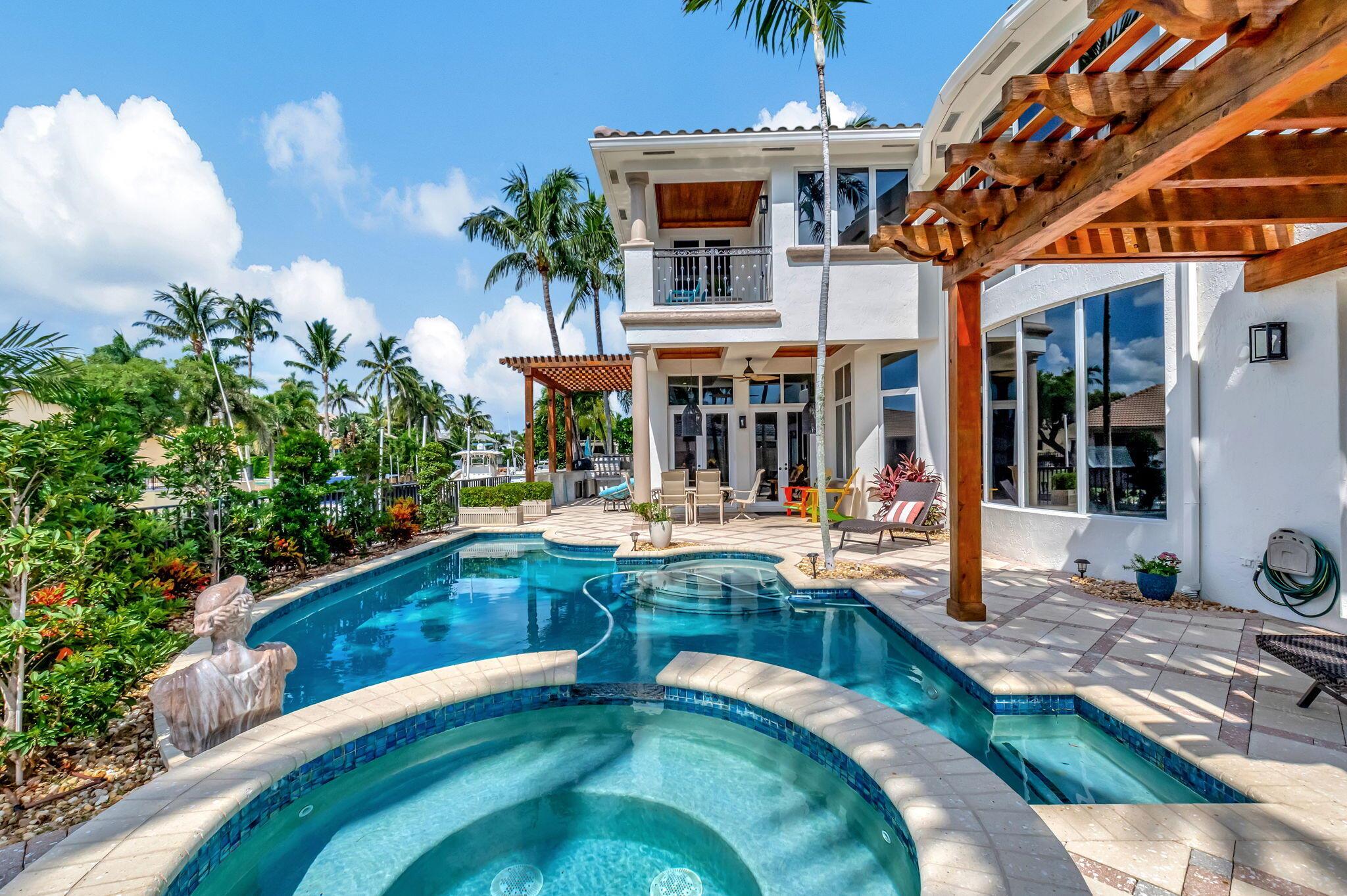 BOCA BAY COLONY - Residential