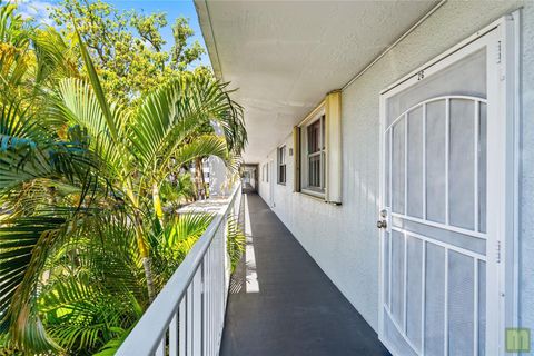 Tiny photo for 105 Royal Park Drive #2g, Oakland Park, FL 33309 (MLS # F10554709)