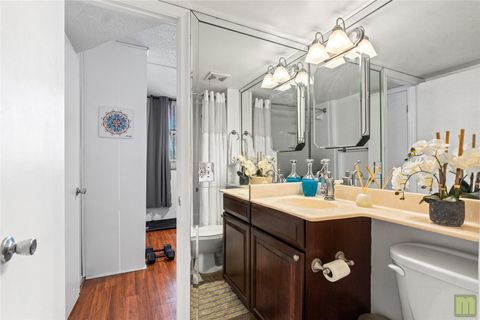 Tiny photo for 105 Royal Park Drive #2g, Oakland Park, FL 33309 (MLS # F10554709)