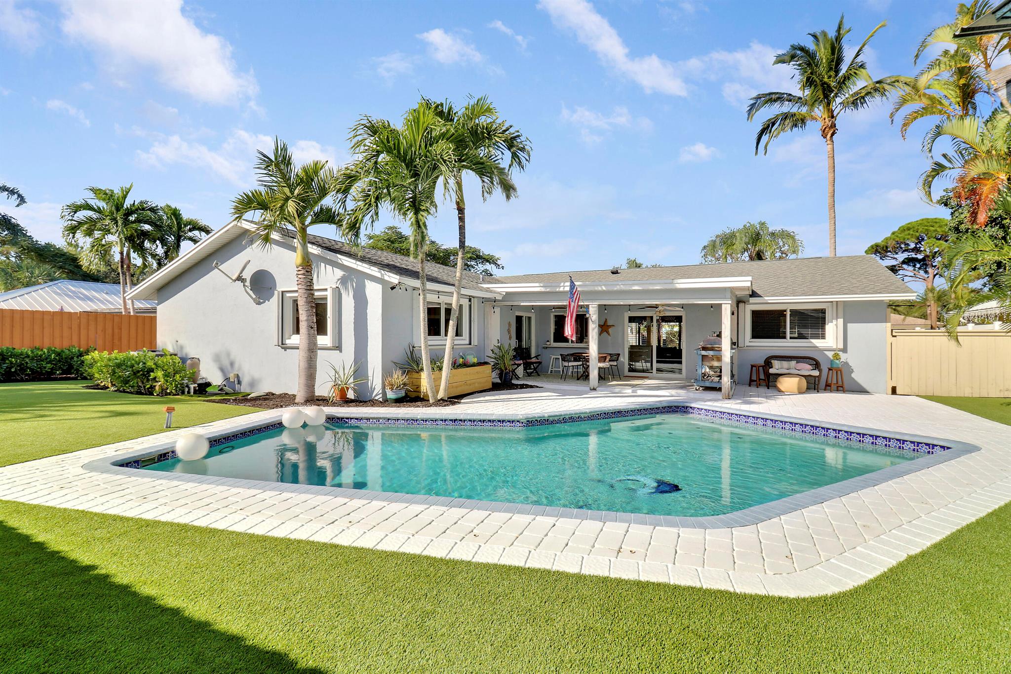 PALM BEACH GARDENS 4 - Residential