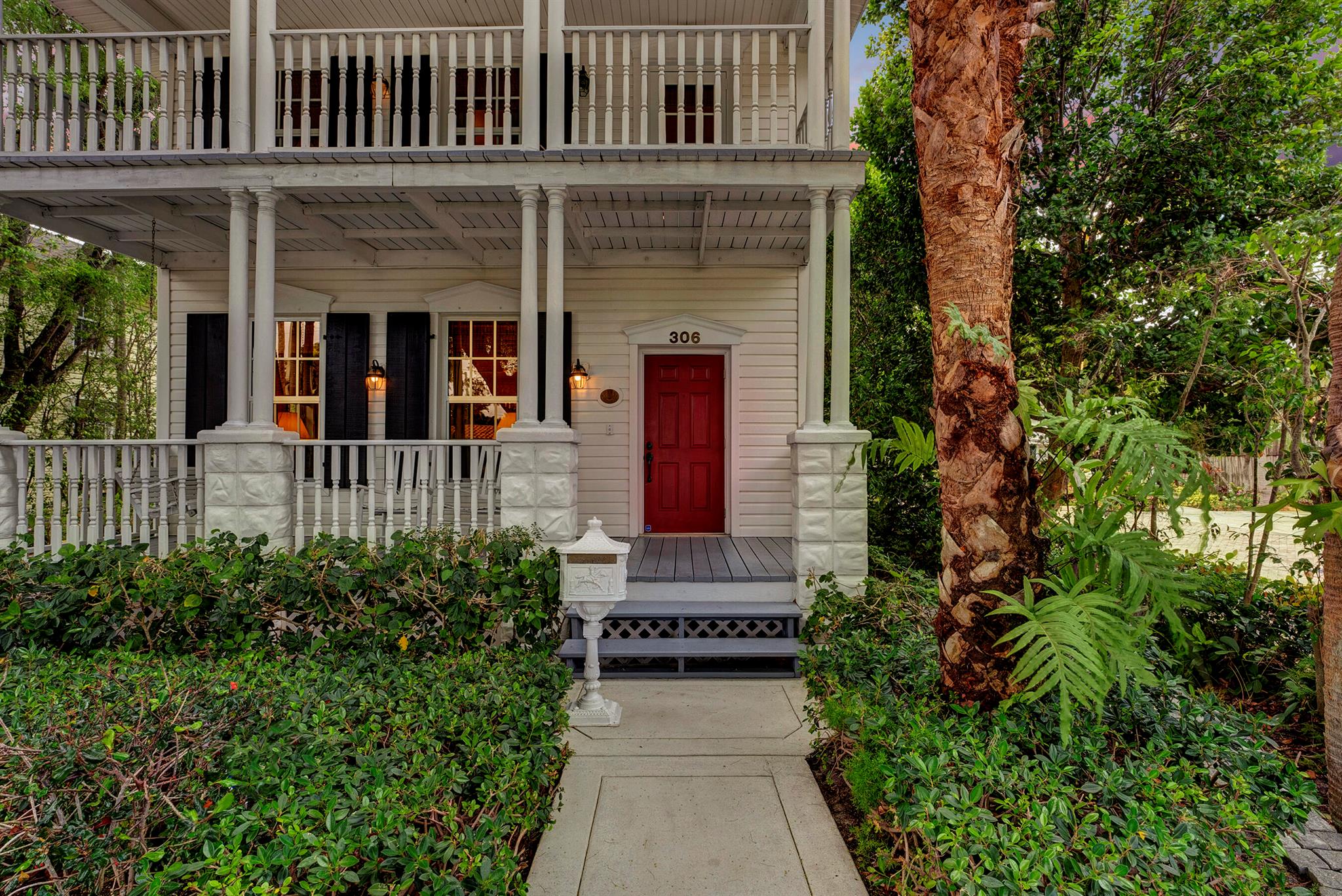 DELRAY TOWN OF - Residential Lease