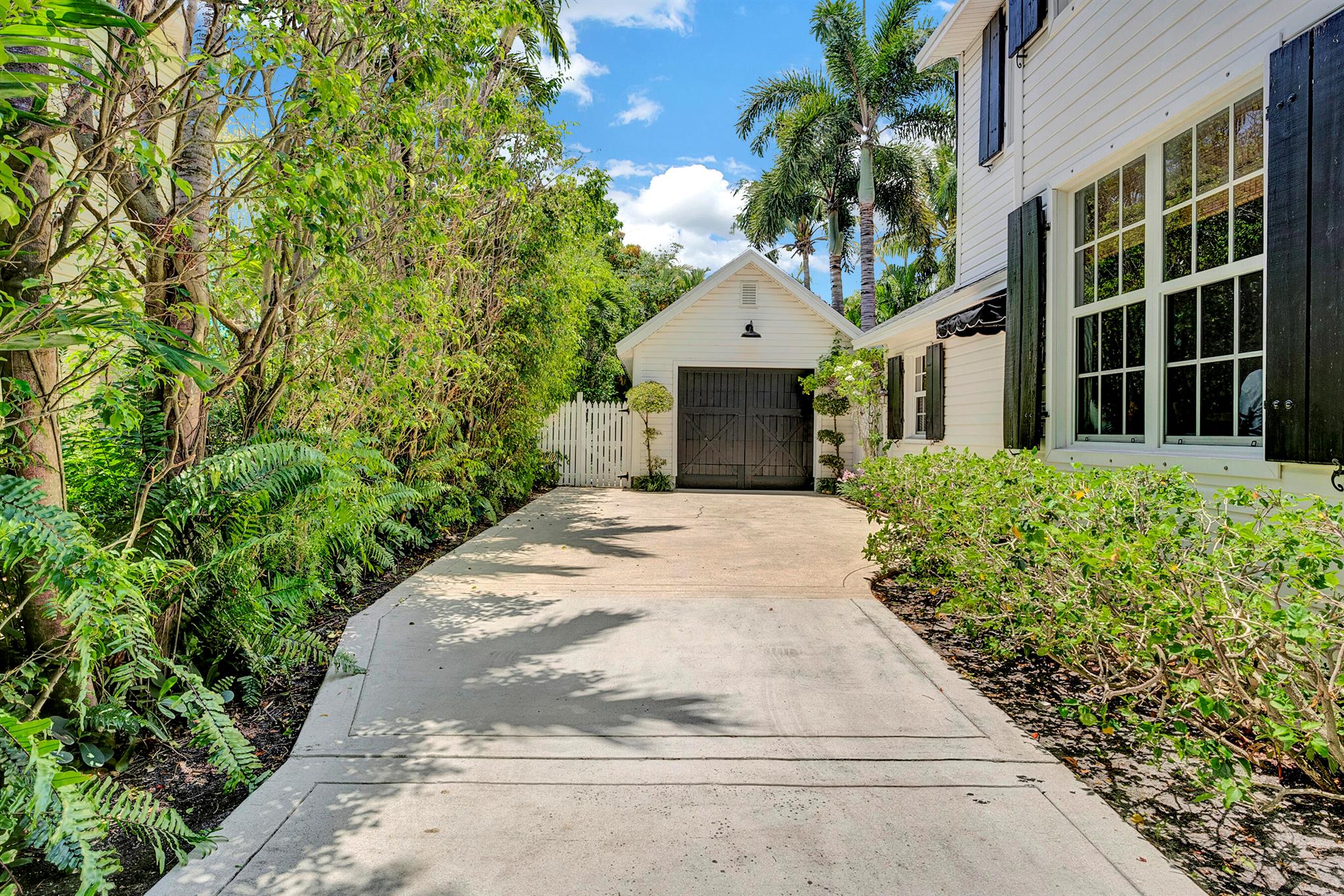 DELRAY TOWN OF - Residential Lease