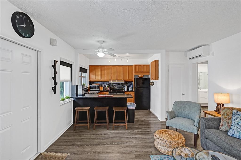 Holiday Isle Yacht Club - Residential