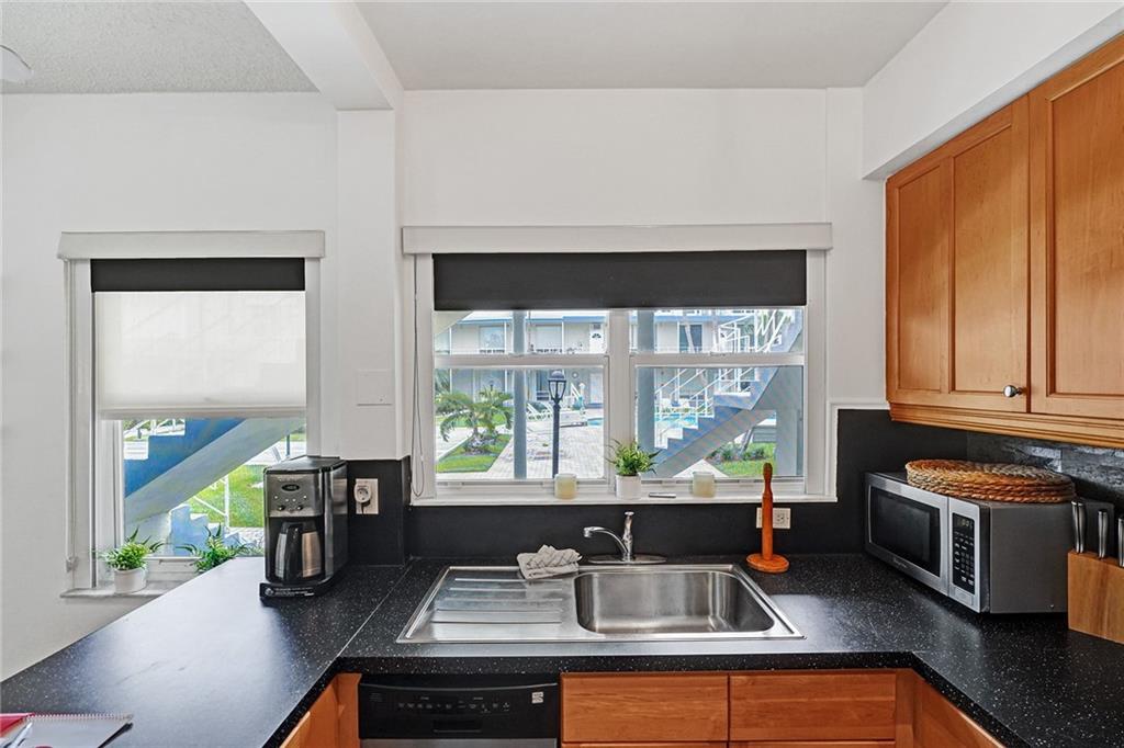 Holiday Isle Yacht Club - Residential