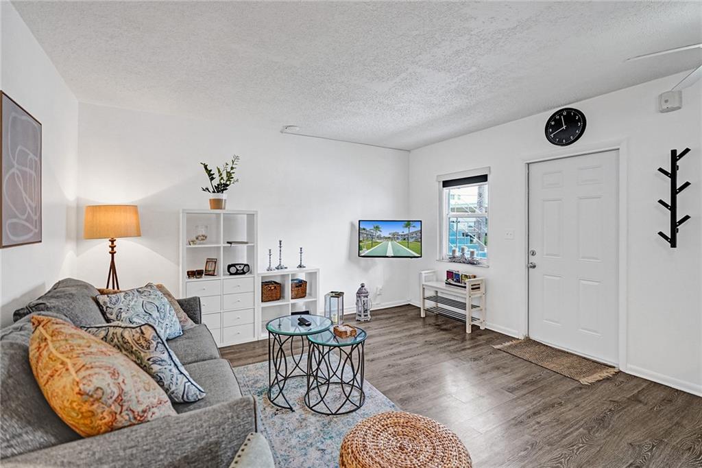 Holiday Isle Yacht Club - Residential