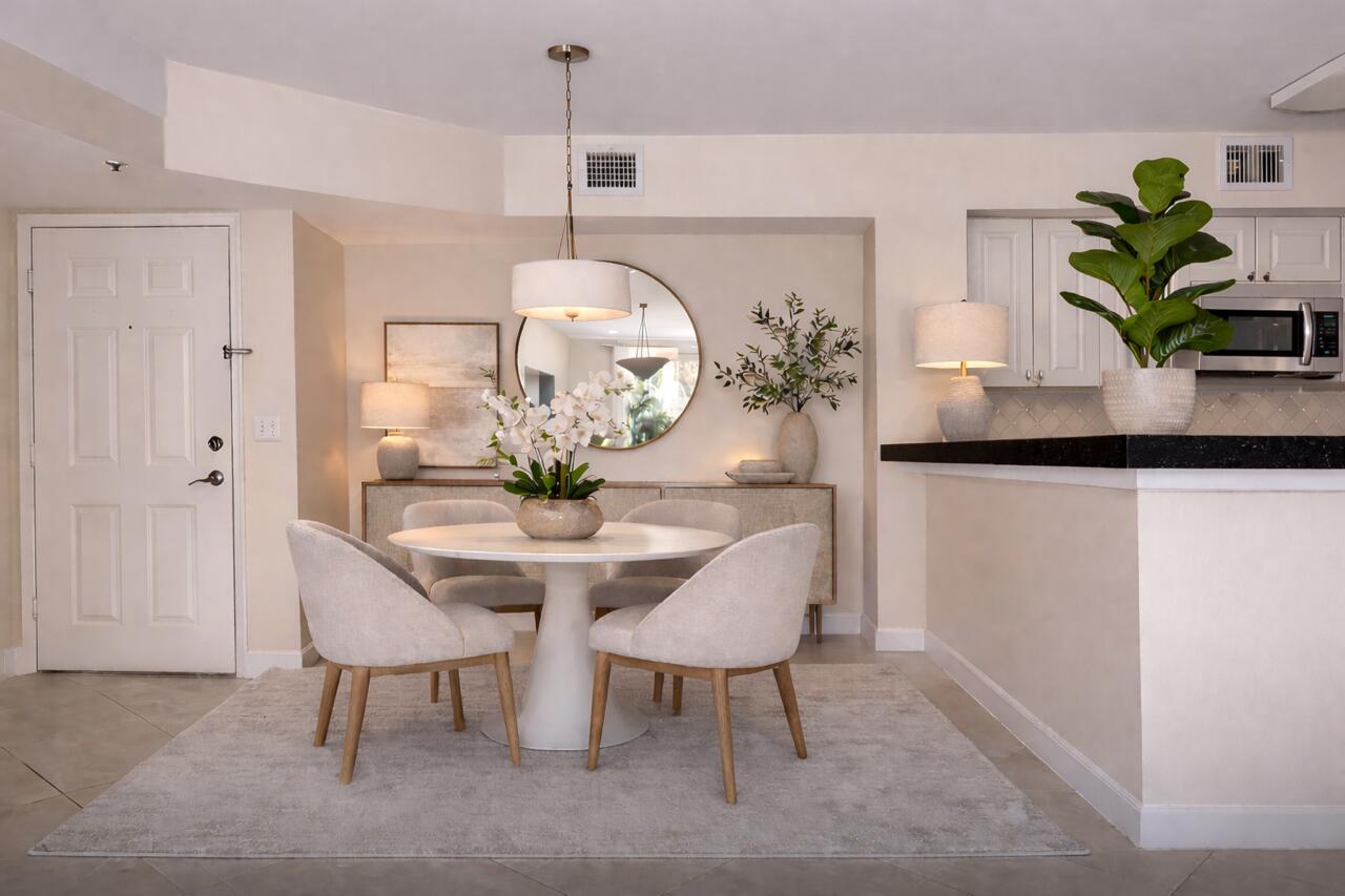 THE YACHT CLUB ON THE INTRACOASTAL - Residential