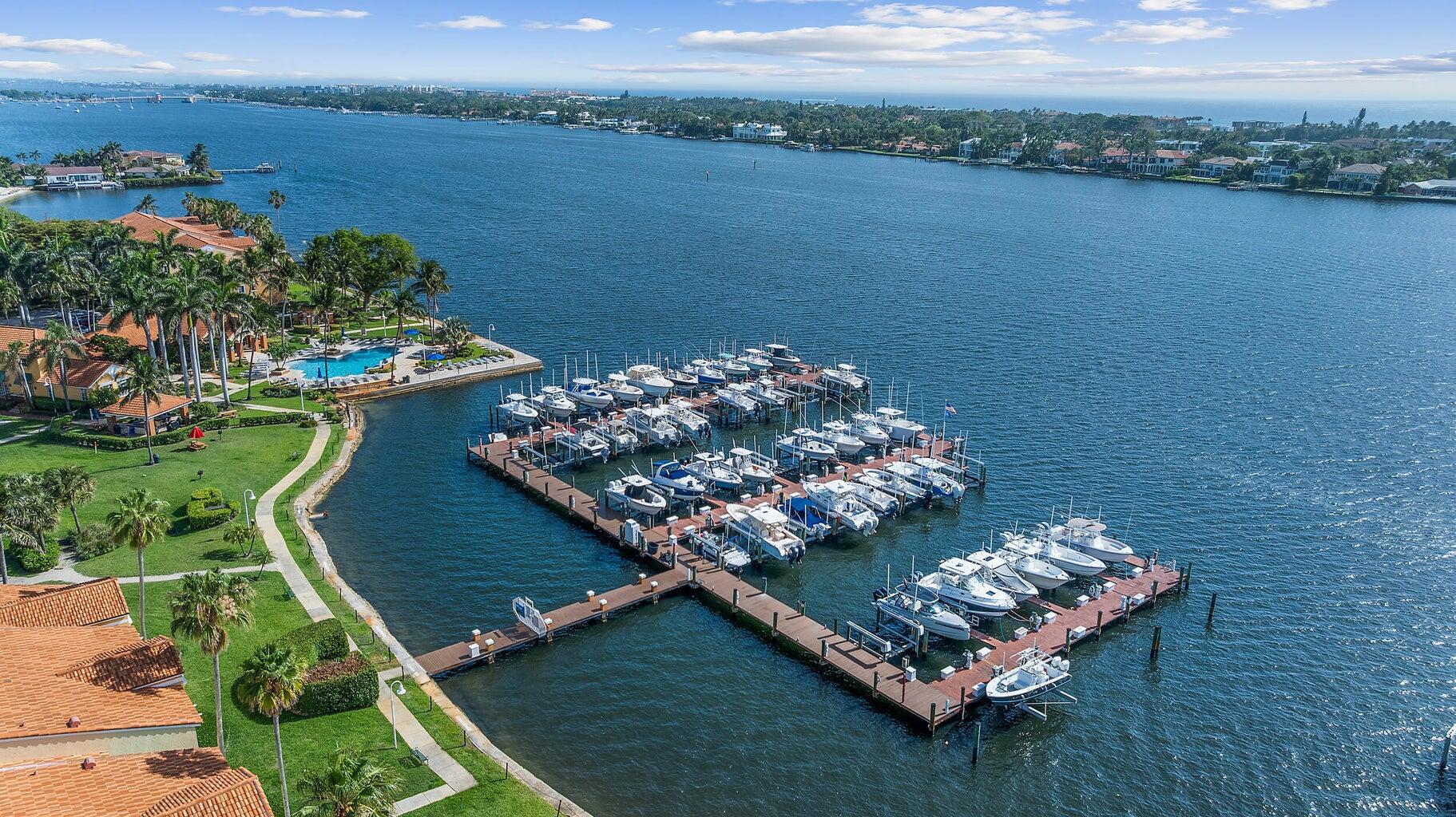 THE YACHT CLUB ON THE INTRACOASTAL - Residential