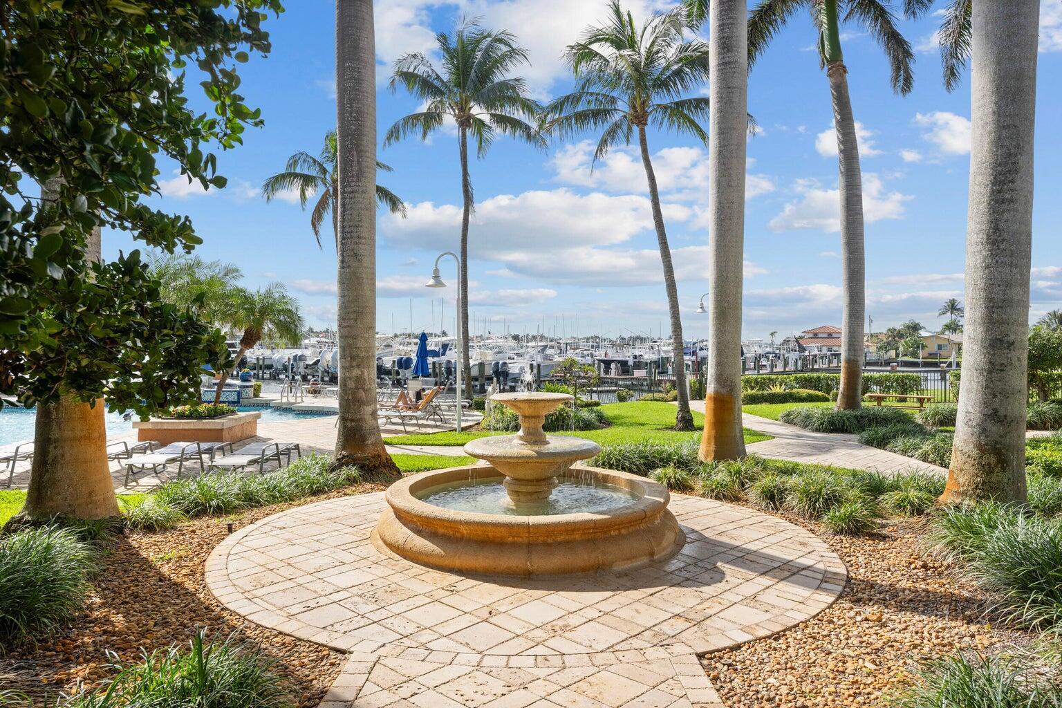 THE YACHT CLUB ON THE INTRACOASTAL - Residential