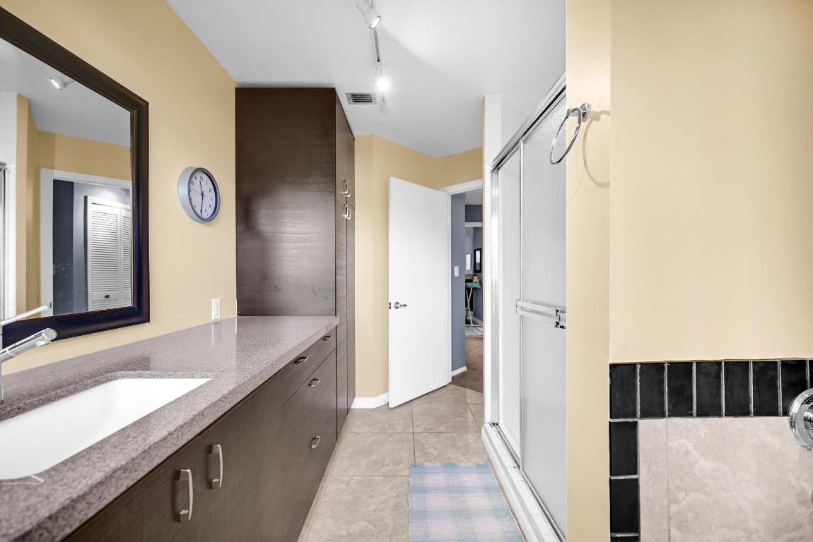 Environ Towers I - Residential