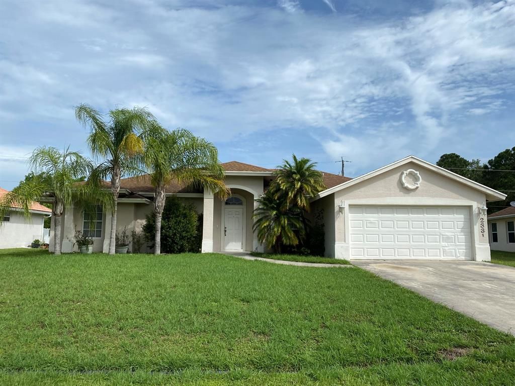 Photo of 2331 SW Salmon Road, Port Saint Lucie, FL 34953 (MLS # R10724489)