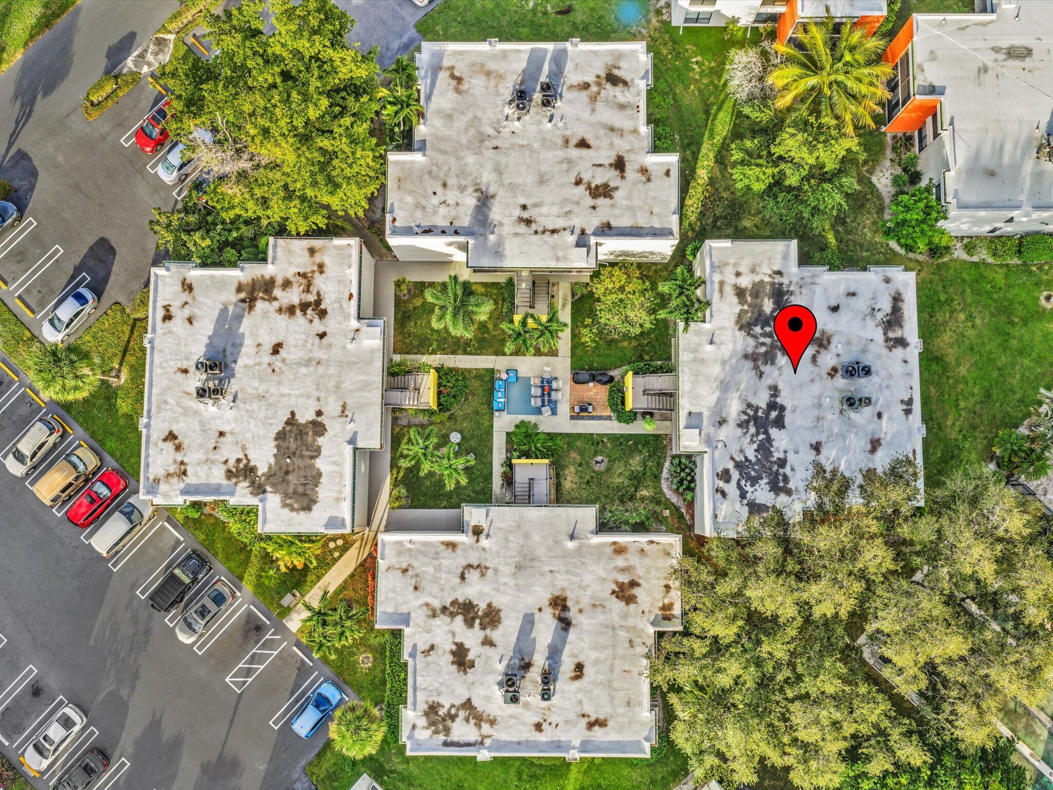 TOWN & COUNTRY ESTATES CO - Residential