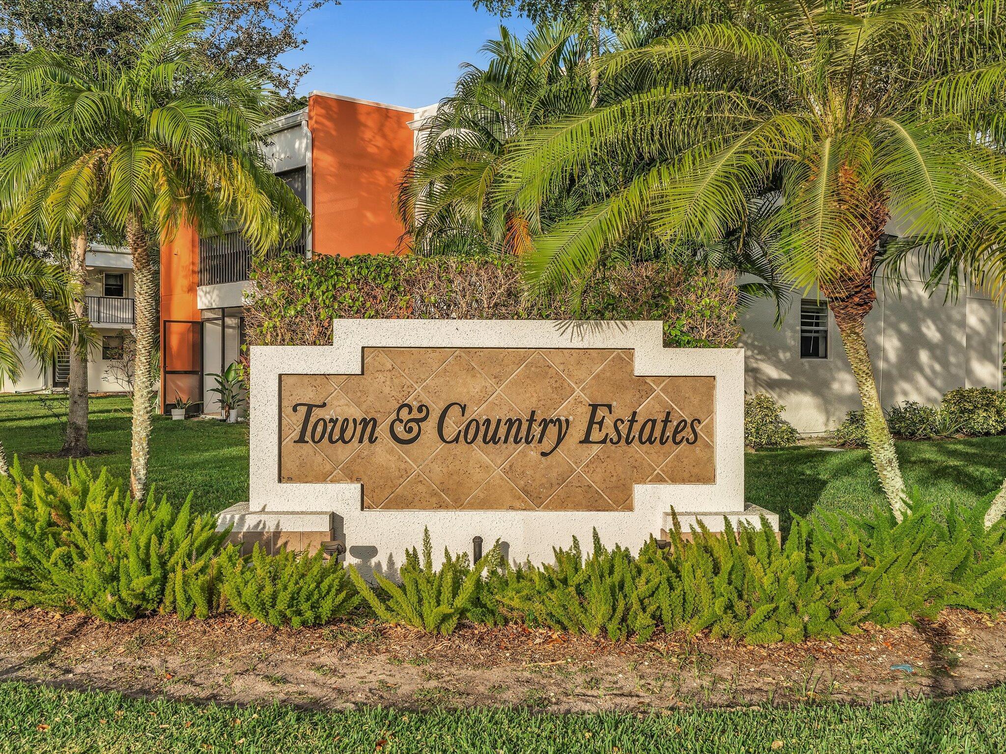 TOWN & COUNTRY ESTATES CO - Residential